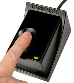 Сканер отпечатков пальцев. Фото с сайта handcellphone.com